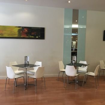 Ramada Encore Dandenong - Northern Rivers Accommodation 3