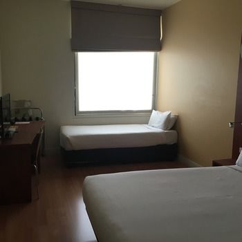 Ramada Encore Dandenong - Northern Rivers Accommodation 13