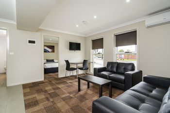 Parkville Place - Northern Rivers Accommodation 21