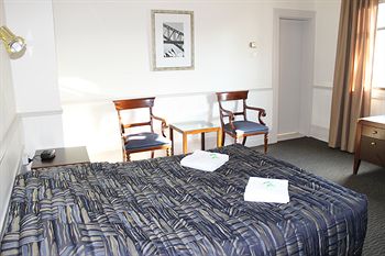 Royal Exhibition Hotel - Northern Rivers Accommodation 0