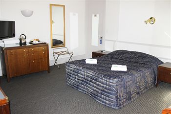 Royal Exhibition Hotel - Northern Rivers Accommodation 1