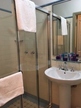 Avonmore On The Park Boutique Hotel - Northern Rivers Accommodation 0