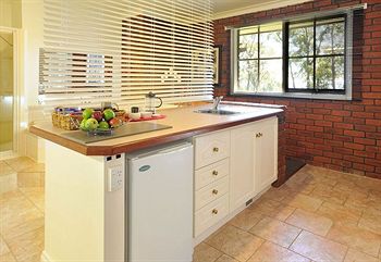 Holly Lodge - Northern Rivers Accommodation 9