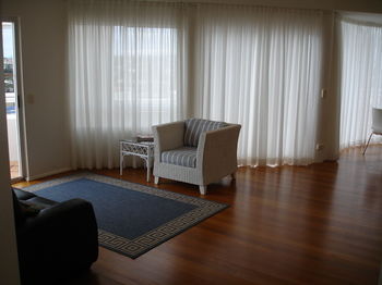 Beachside Resort - Kawana Waters - Northern Rivers Accommodation 12