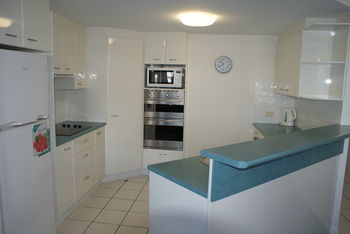 Beachside Resort - Kawana Waters - Northern Rivers Accommodation 19