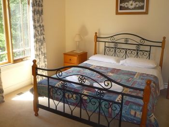 Whispering Pines Chalet & Cottages - Northern Rivers Accommodation 15