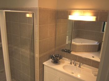 Whispering Pines Chalet & Cottages - Northern Rivers Accommodation 22