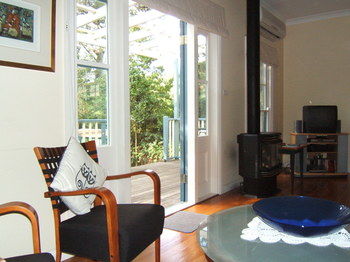 Whispering Pines Chalet & Cottages - Northern Rivers Accommodation 23