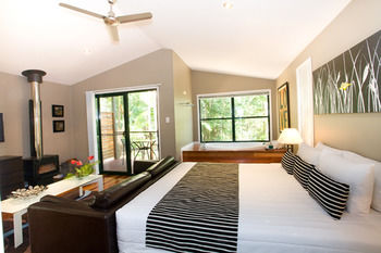Amore On Buderim Luxury Rainforest Cabins - Northern Rivers Accommodation 23