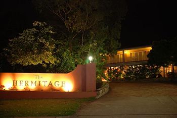 The Hermitage Motel - Northern Rivers Accommodation 10