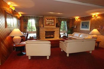 The Hermitage Motel - Northern Rivers Accommodation 11