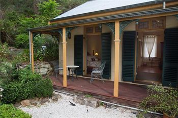 Tizzana Winery Bed & Breakfast - Northern Rivers Accommodation 3