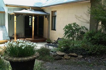 Tizzana Winery Bed & Breakfast - Northern Rivers Accommodation 8