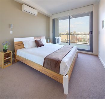 Zara Tower - Luxury Suites And Apartments - Northern Rivers Accommodation 8