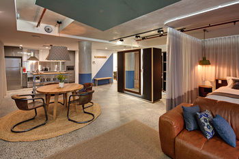 Zara Tower - Luxury Suites And Apartments - Northern Rivers Accommodation 40