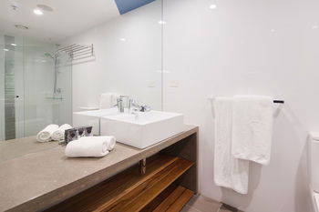 Zara Tower - Luxury Suites And Apartments - Northern Rivers Accommodation 61