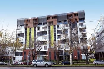 Astra Apartments - St Kilda Rd - Northern Rivers Accommodation 18