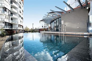 Astra Apartments - St Kilda Rd - Northern Rivers Accommodation 1