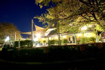 Macquarie Inn - Northern Rivers Accommodation 5
