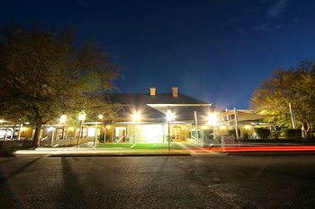 Macquarie Inn - Northern Rivers Accommodation 6