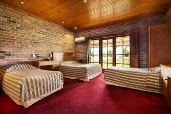 Macquarie Inn - Northern Rivers Accommodation 29