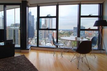 Apartments Melbourne Domain - CBD - Northern Rivers Accommodation 1
