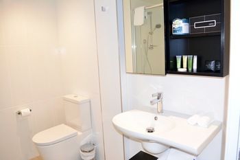 Apartments Melbourne Domain - CBD - Northern Rivers Accommodation 5