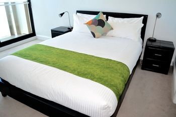 Apartments Melbourne Domain - CBD - Northern Rivers Accommodation 23