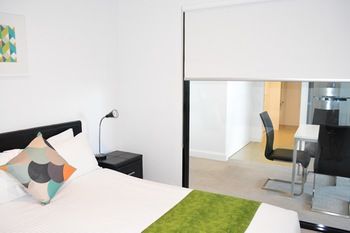Apartments Melbourne Domain - CBD - Northern Rivers Accommodation 26