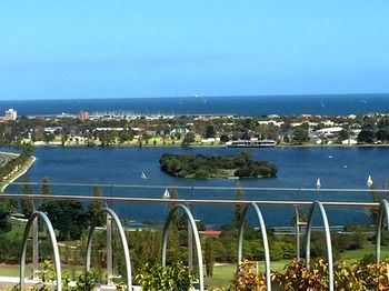 Apartments Melbourne Domain - South Melbourne - Northern Rivers Accommodation 54