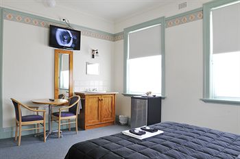 Hotel Gosford - Northern Rivers Accommodation 1