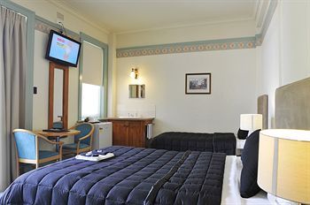 Hotel Gosford - Northern Rivers Accommodation 9