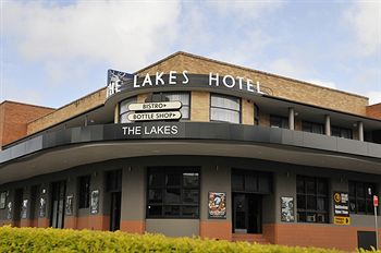 The Lakes Hotel - Northern Rivers Accommodation 1