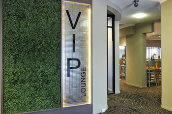 The Lakes Hotel - Northern Rivers Accommodation 50