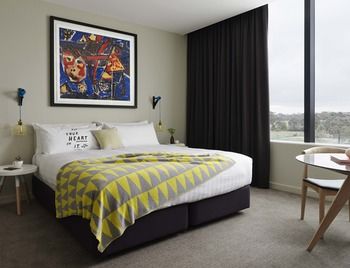 Art Series - The Larwill Studio - Northern Rivers Accommodation 23