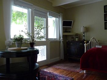 Brentwood Accommodation - Northern Rivers Accommodation 4