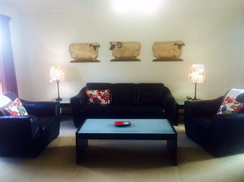 Australian Home Away @ East Doncaster George - Northern Rivers Accommodation 1