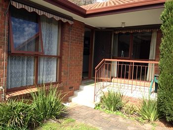 Australian Home Away @ East Doncaster George - Northern Rivers Accommodation 8