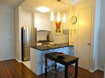 Alpha Apartments Melbourne - Northern Rivers Accommodation 13