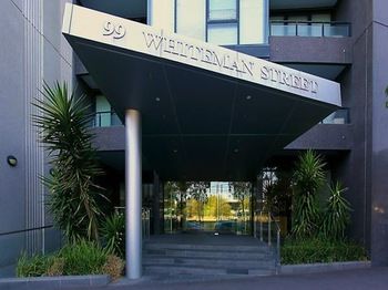 Alpha Apartments Melbourne - Northern Rivers Accommodation 15