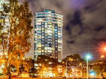 Alpha Apartments Melbourne - Northern Rivers Accommodation 25