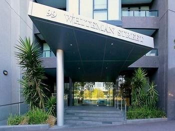 Alpha Apartments Melbourne - Northern Rivers Accommodation 36