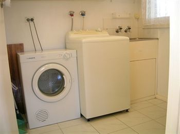 Australian Home Away @ Doncaster Grange Park - Northern Rivers Accommodation 3