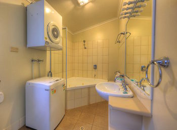 BIG4 Koala Shores Port Stephens Holiday Park - Northern Rivers Accommodation 7