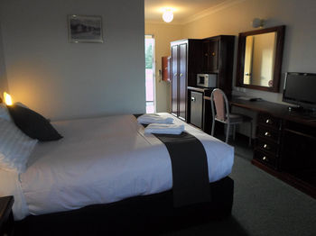 Colonial Motor Inn Lithgow - Northern Rivers Accommodation 16