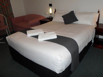 Colonial Motor Inn Lithgow - Northern Rivers Accommodation 18