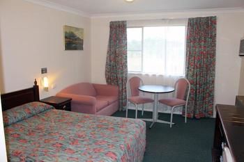 Colonial Motor Inn Lithgow - Northern Rivers Accommodation 25