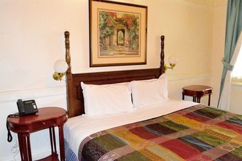 Magnolia Court Boutique Hotel Melbourne - Northern Rivers Accommodation 2
