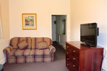 Magnolia Court Boutique Hotel Melbourne - Northern Rivers Accommodation 11