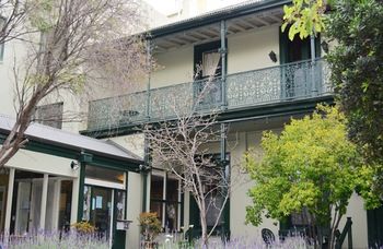 Magnolia Court Boutique Hotel Melbourne - Northern Rivers Accommodation 24